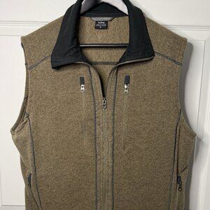 Kuhl Men's Interceptr Full-Zip Vest XL Tan Oatmeal Hiking Outdoor Winter